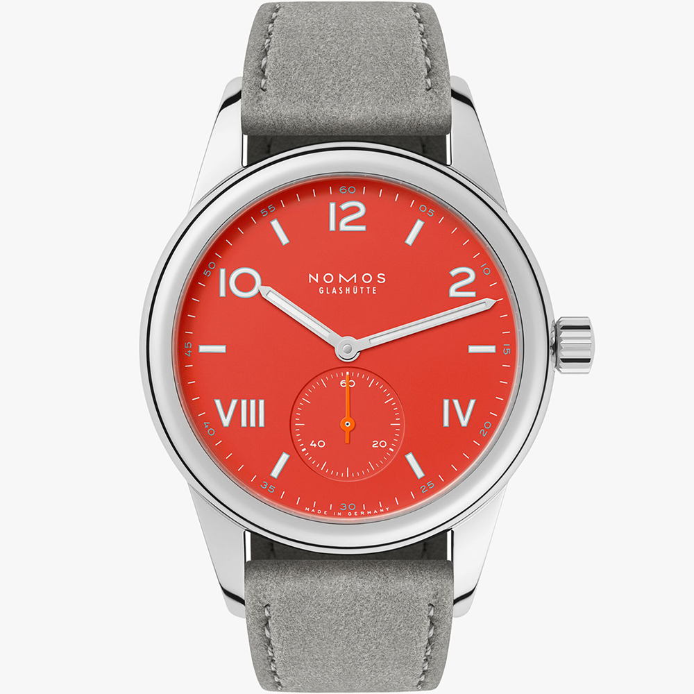 Nomos Club 716