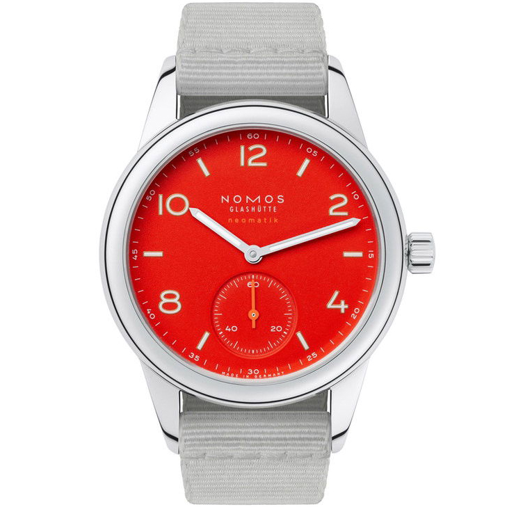 Nomos Club 743