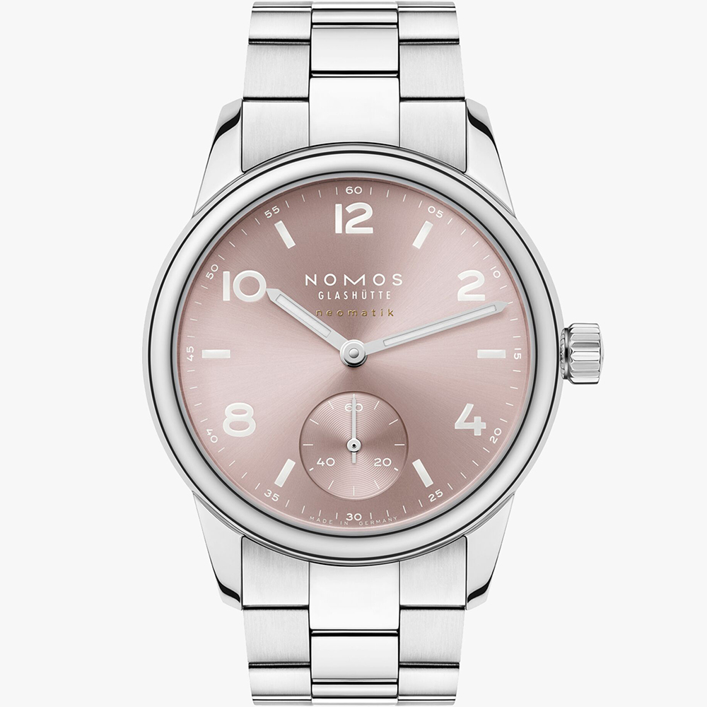 Nomos Club 756