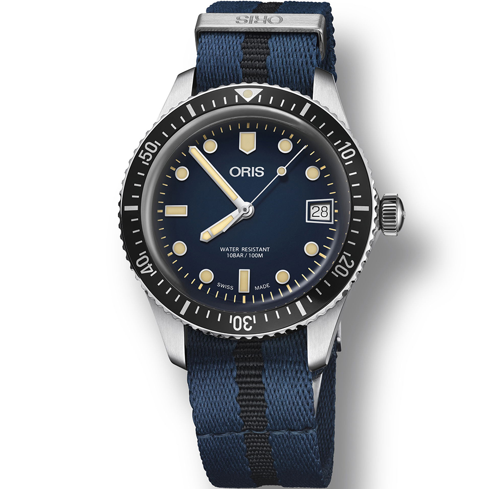 Oris Divers 01 733 7747 4055 07 5 17 28